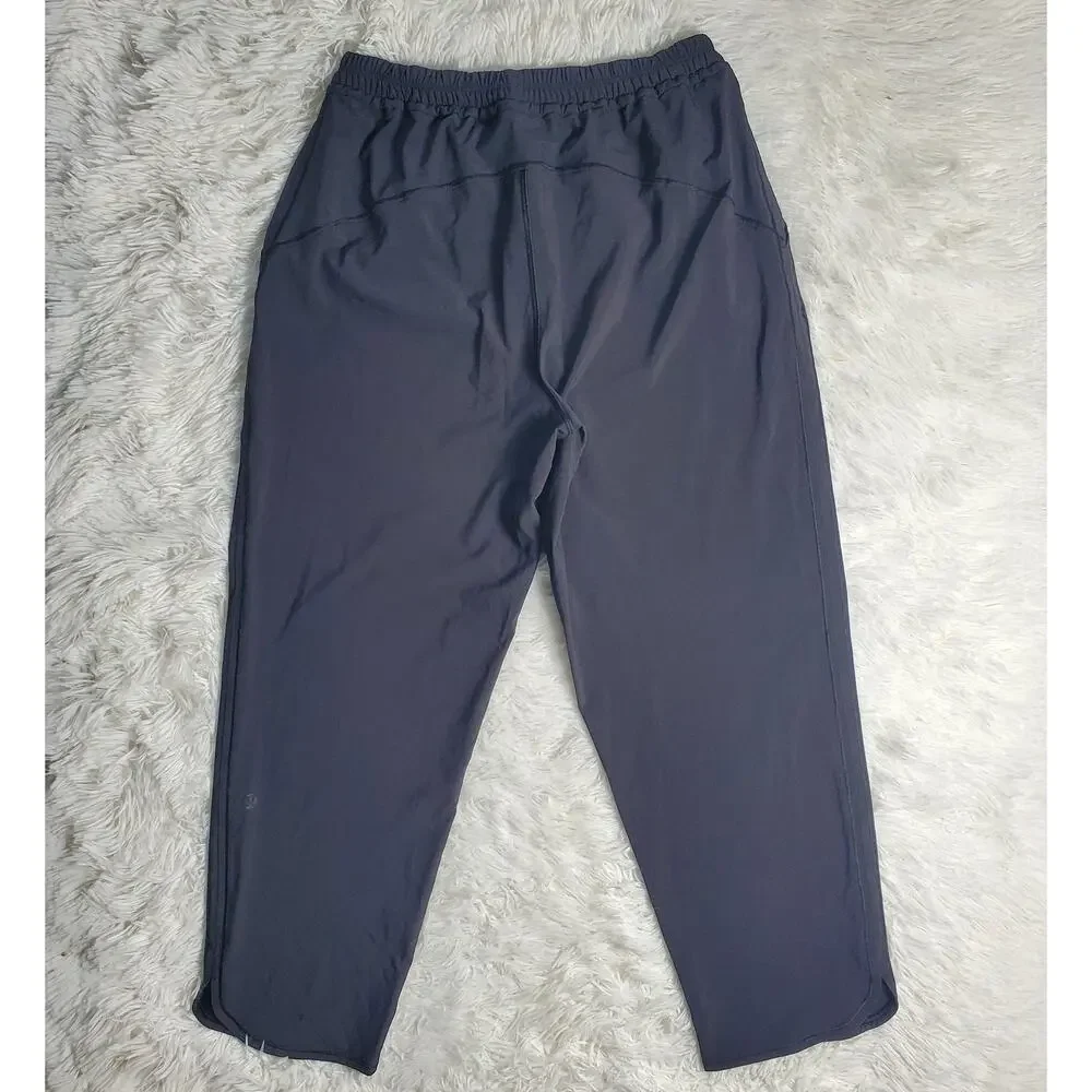 Lululemon Keep it Classic Crop Pants 6